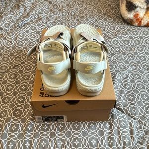 Nike ACG Air Deschutz men’s